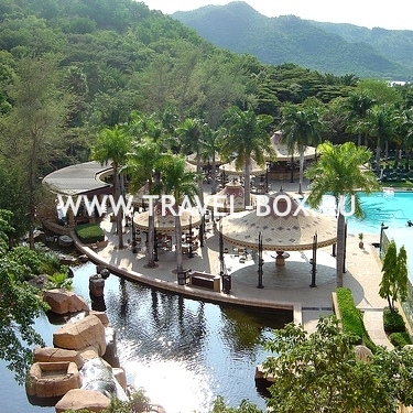 the palace hotel, views.jpg